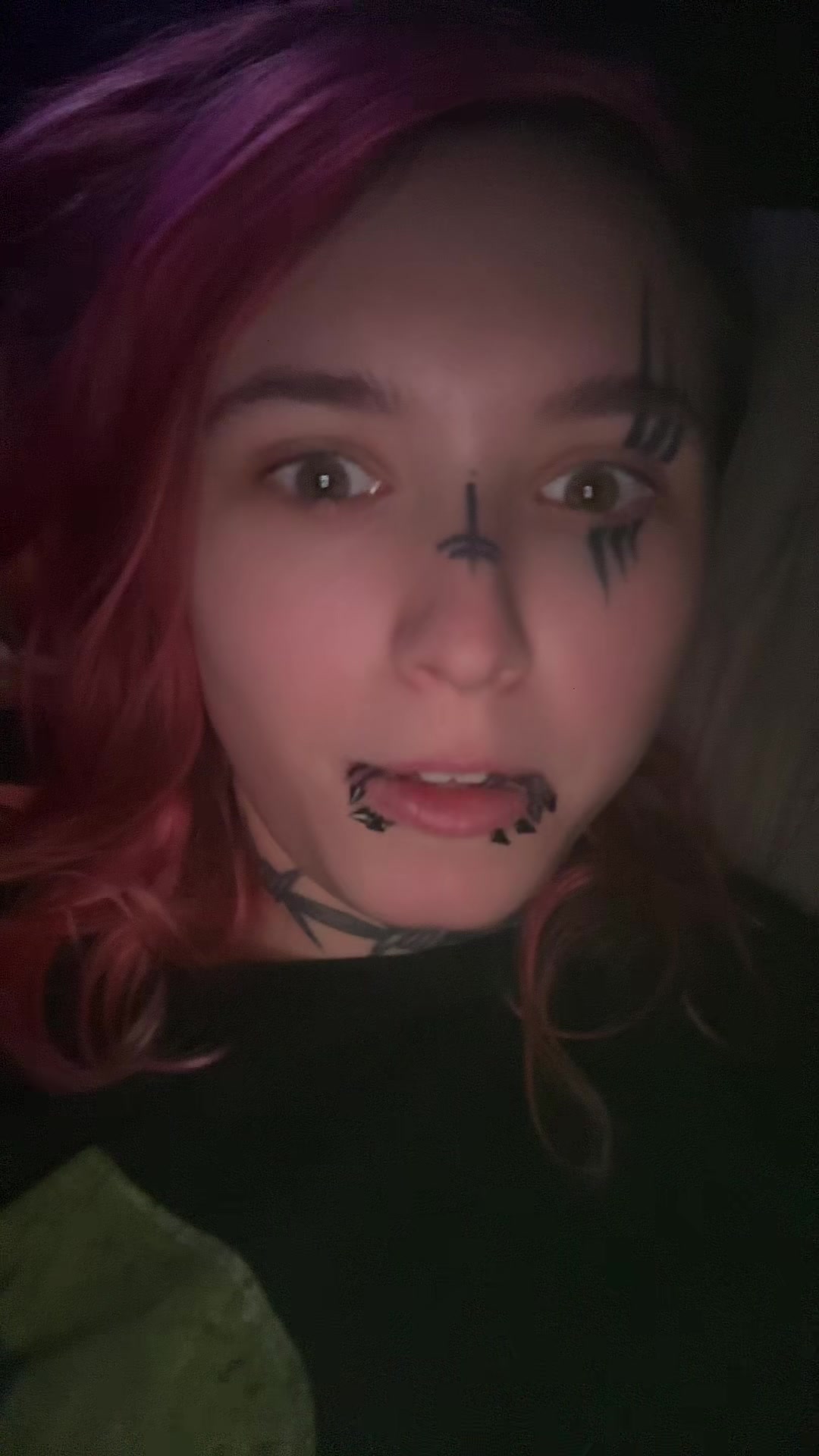 BriTheEmo (@britheemo87) - Urlebird