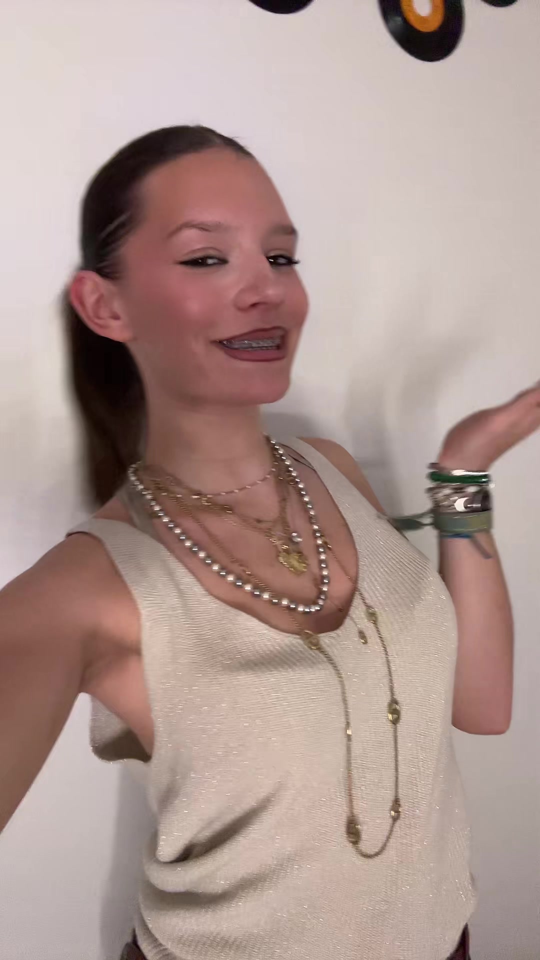 @No&eacute;lie