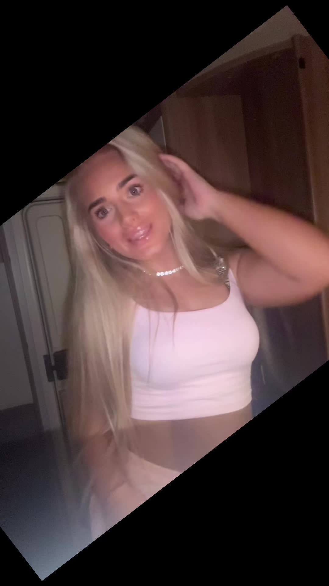 @tiannaobrien
