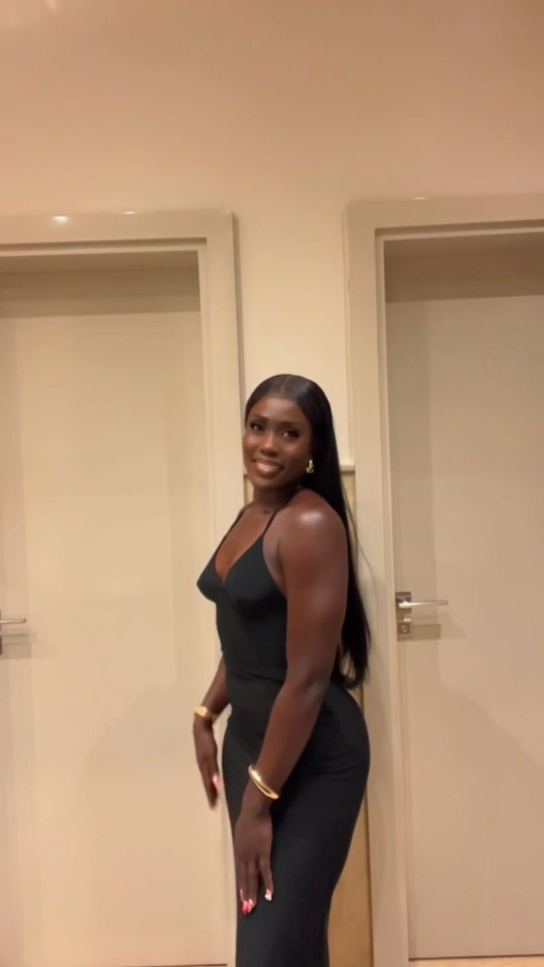 @Sista_abenah