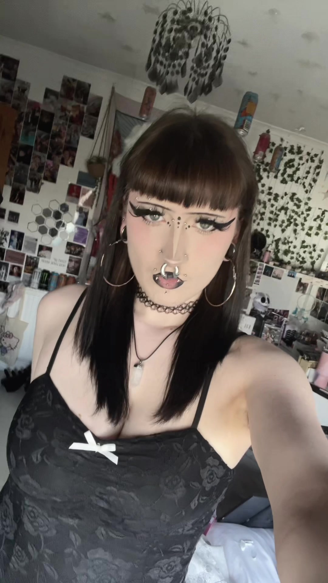 @🧿