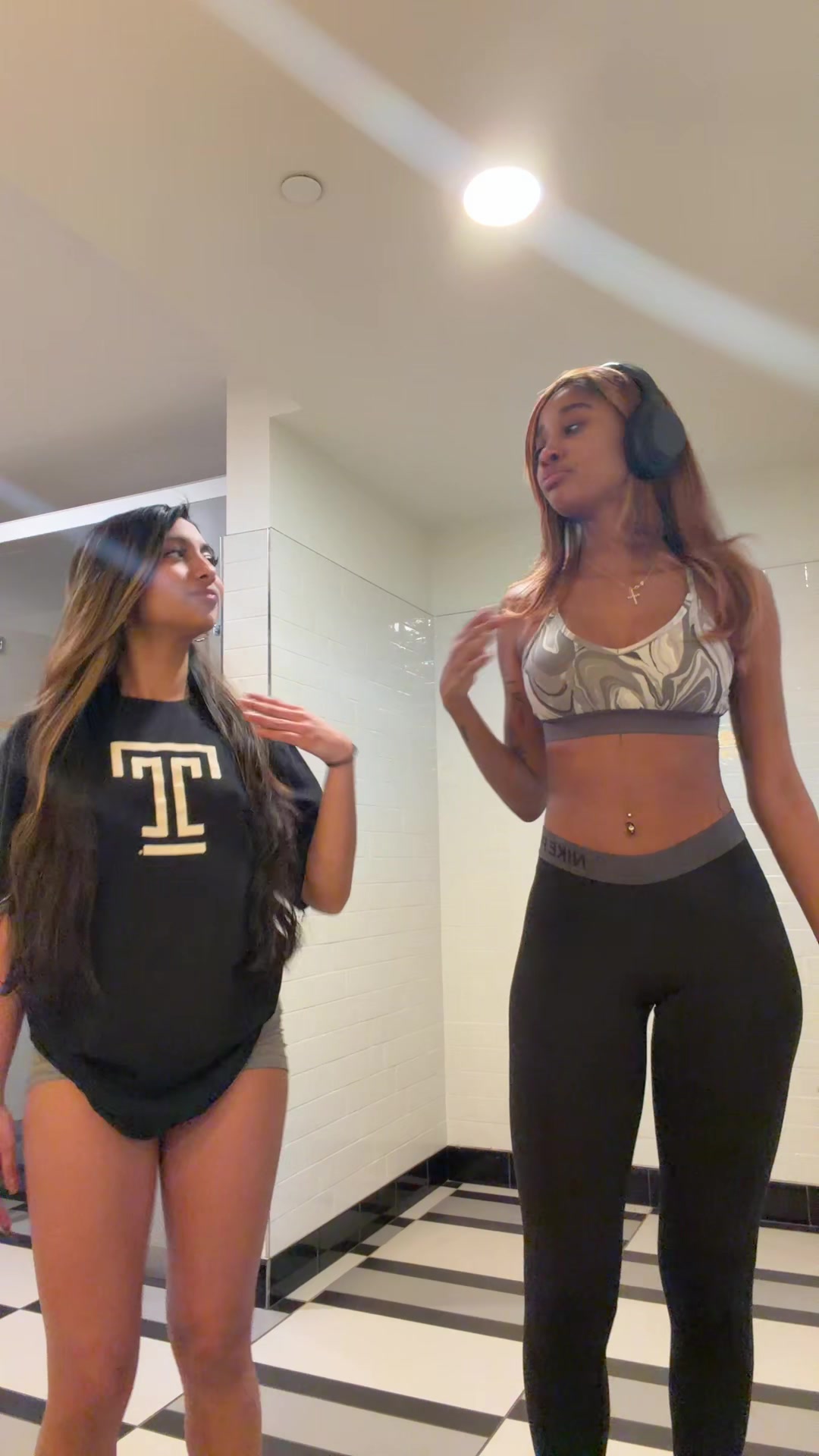@GiaJ