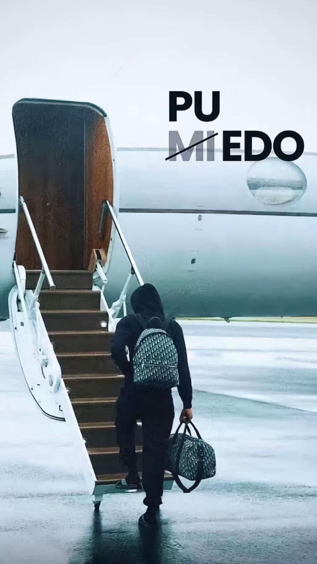 @Angelaajuradoo2__