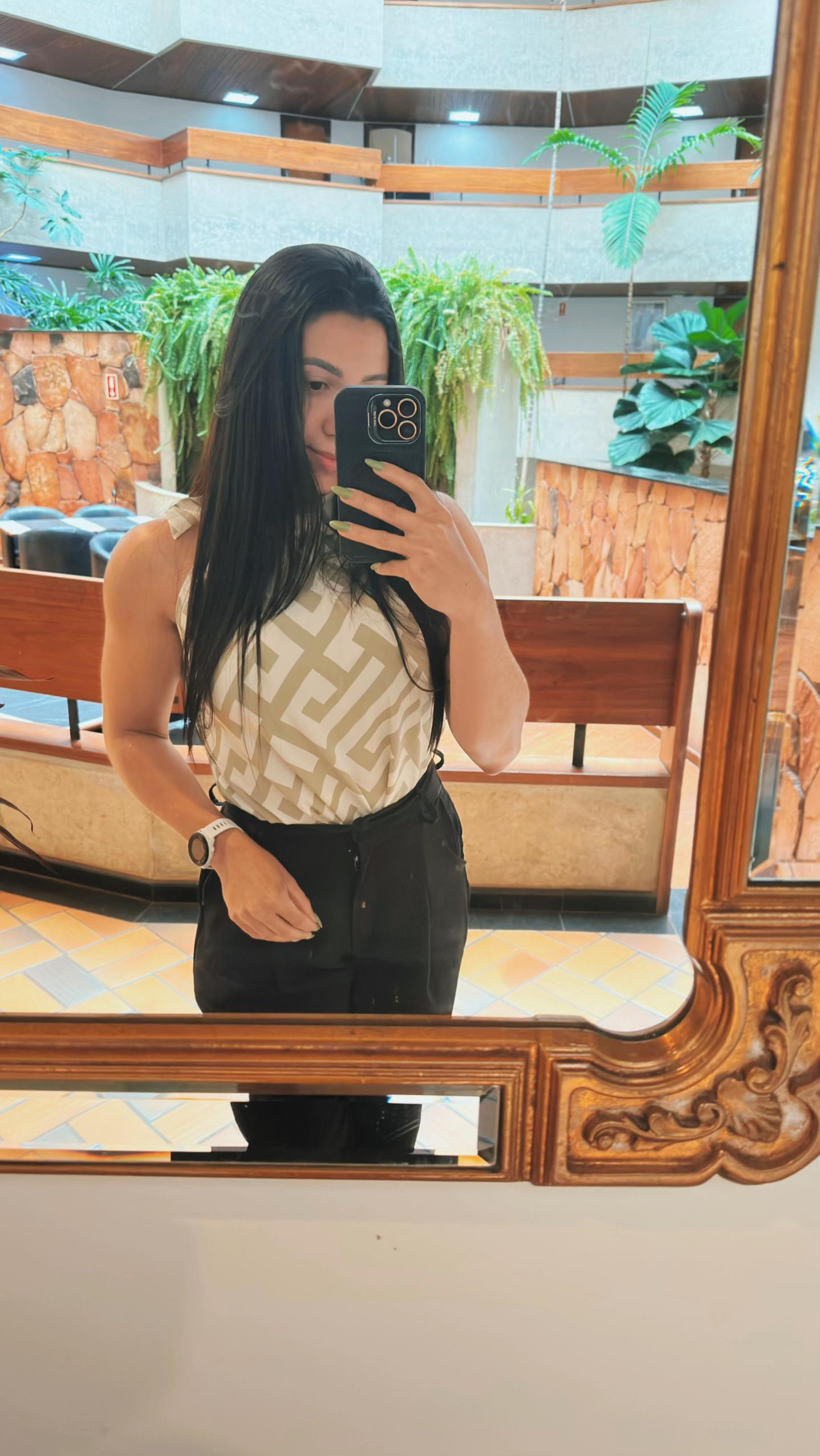 @amouraaline