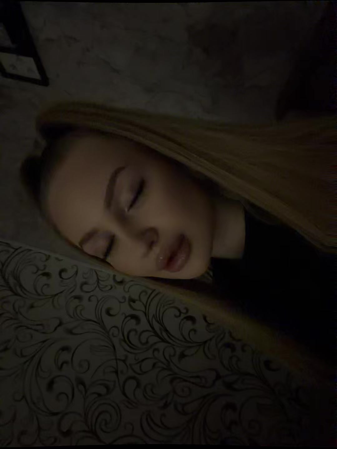 @Дарина