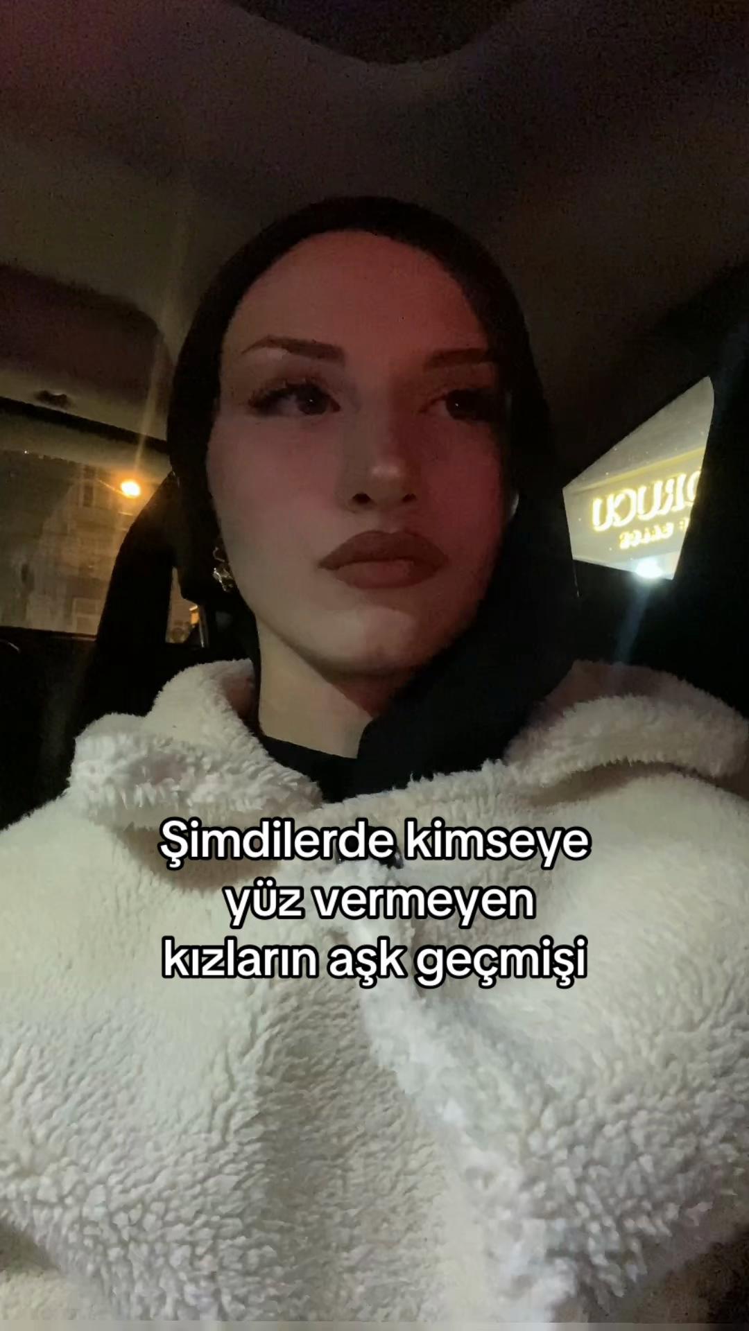 @Nesli