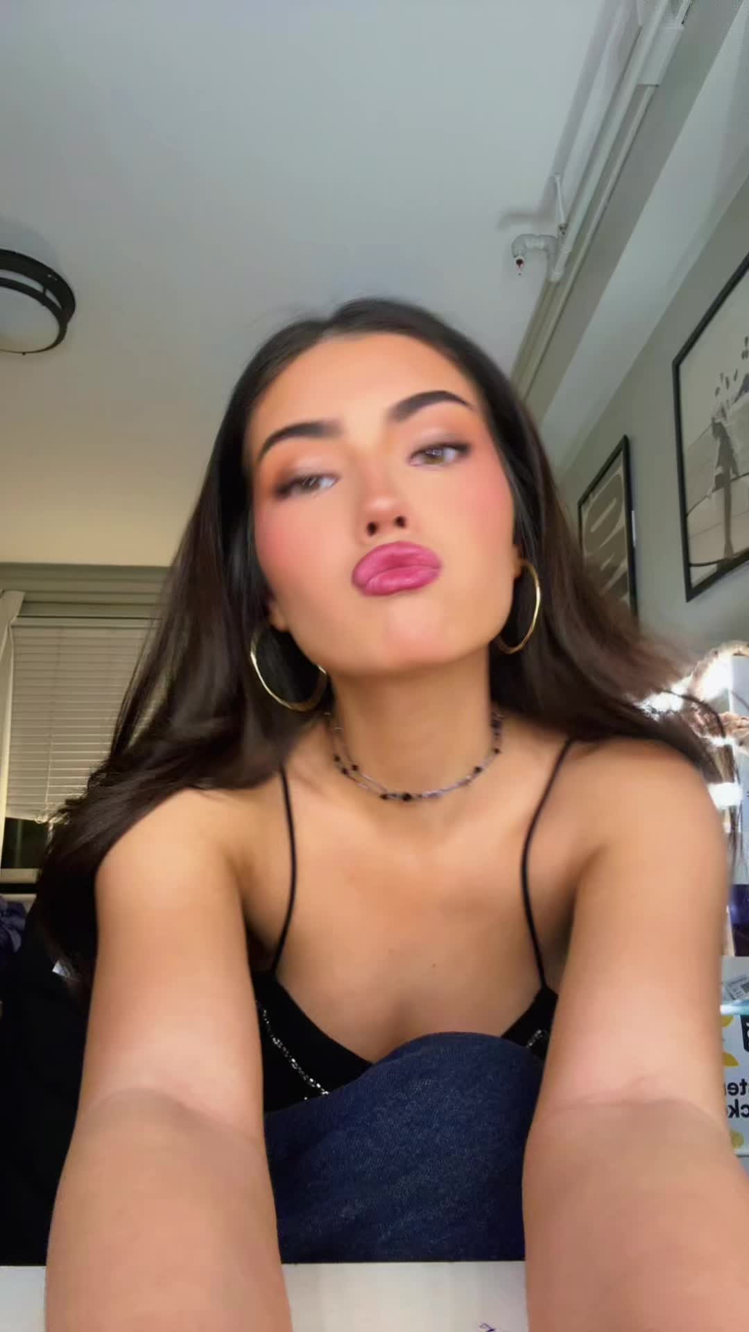 @kikigalvin