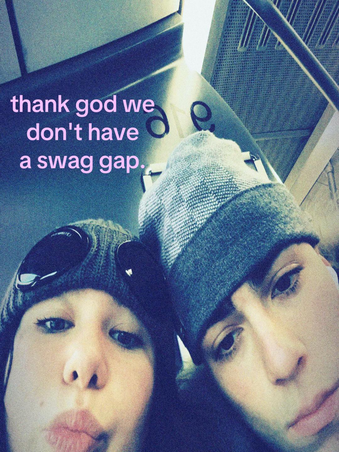 @🪷