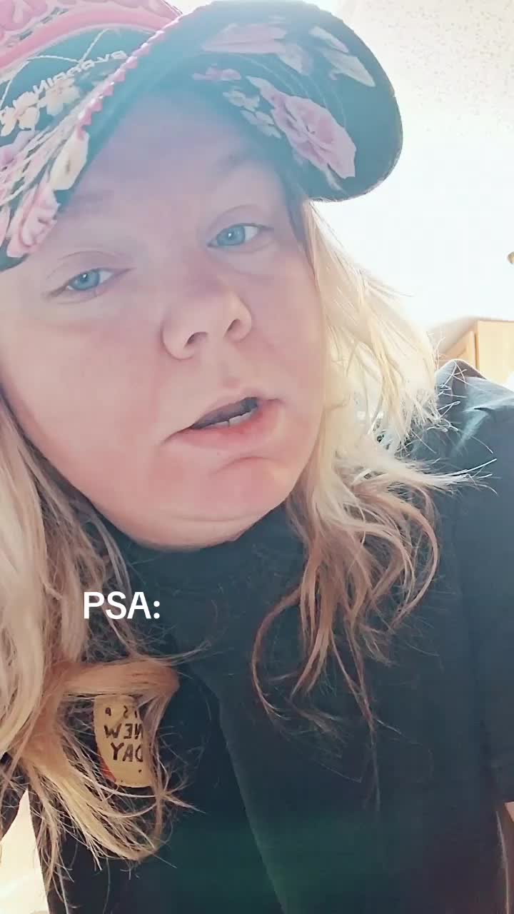 @The_Hood_Fae
