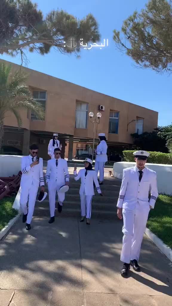 @𝑳𝒂 𝒎𝒂𝒓𝒊𝒏𝒆 🇩🇿