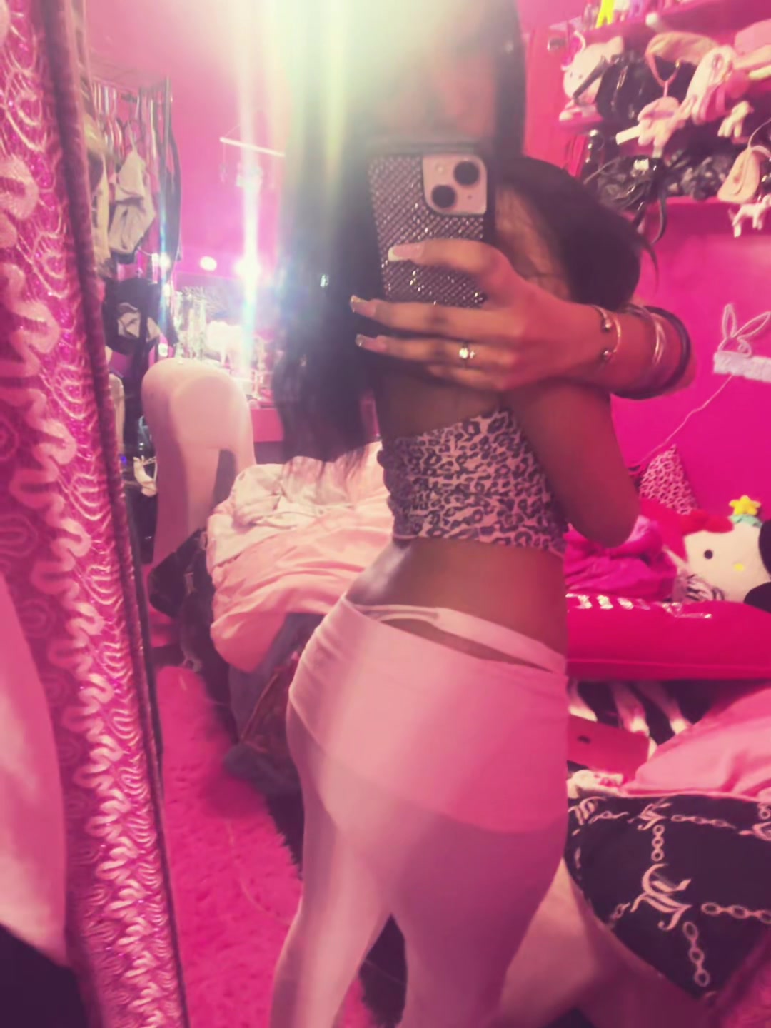 @nessa 🧁