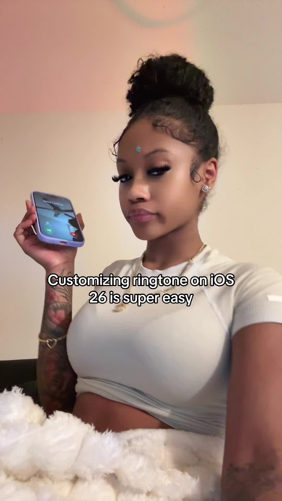 ling (@prettylingg_) - Urlebird