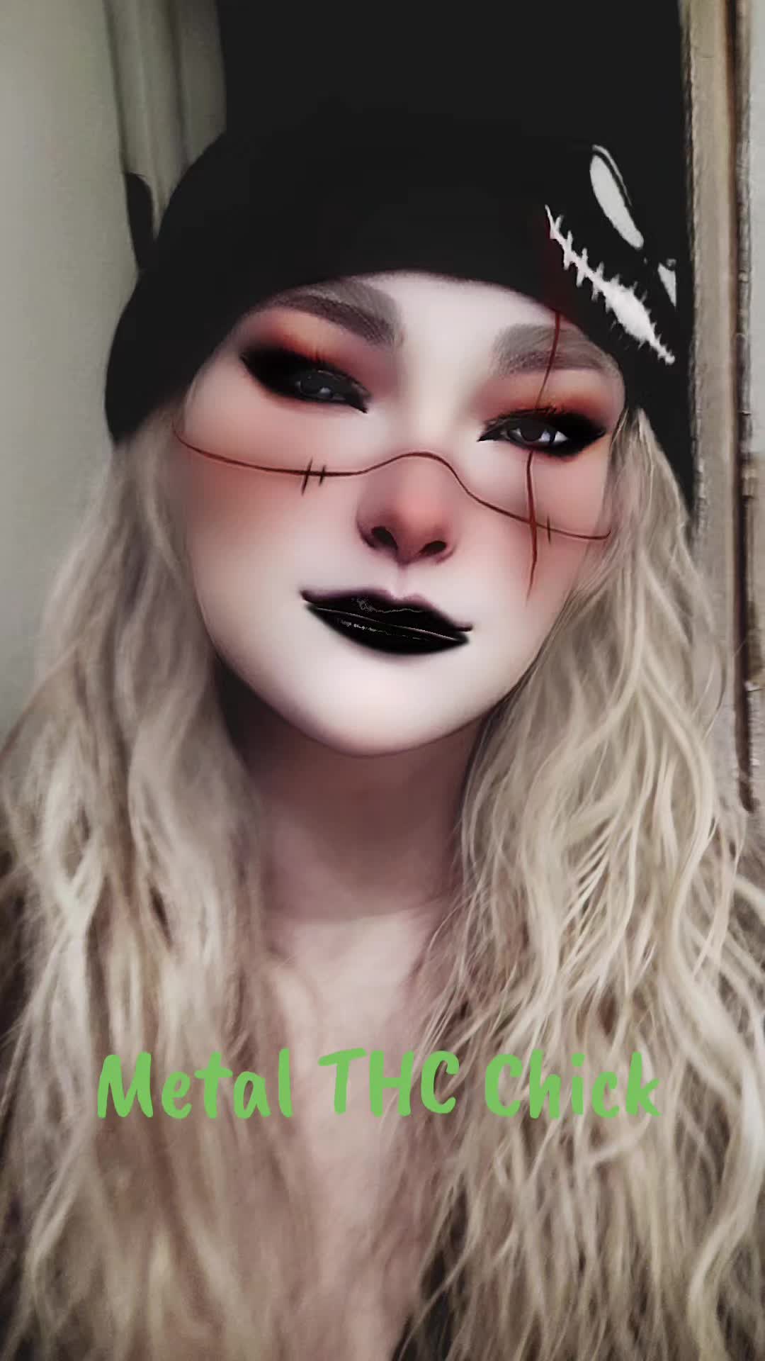 @Metal THC Chick 🤘🤘🤘