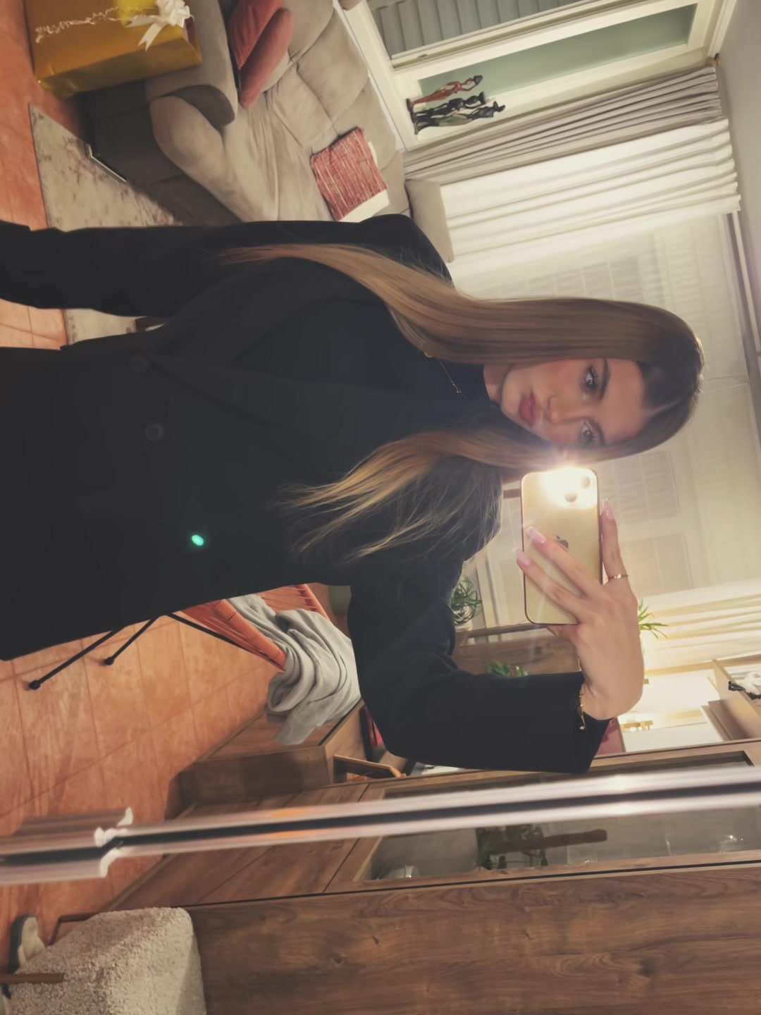 @🙋🏼&zwj;♀️🇲🇩
