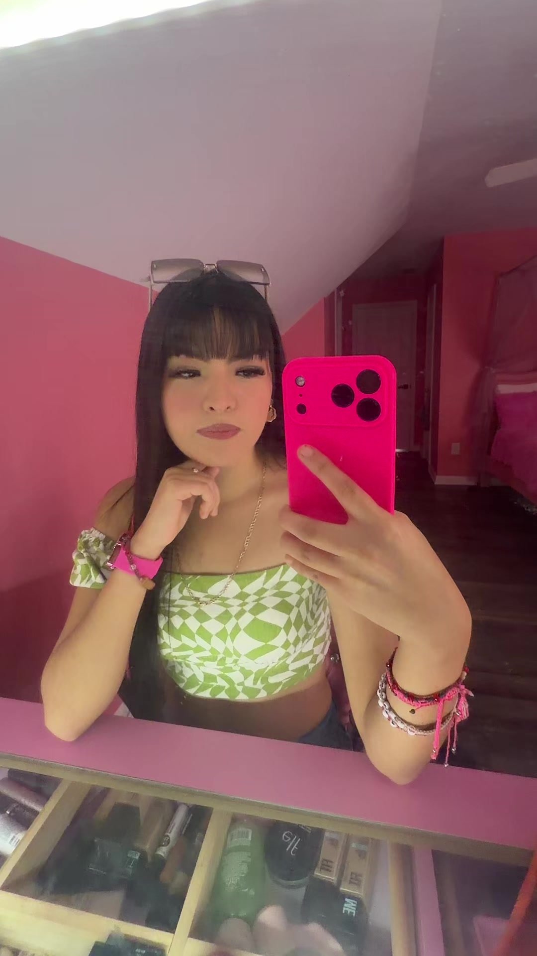 @Nayeli