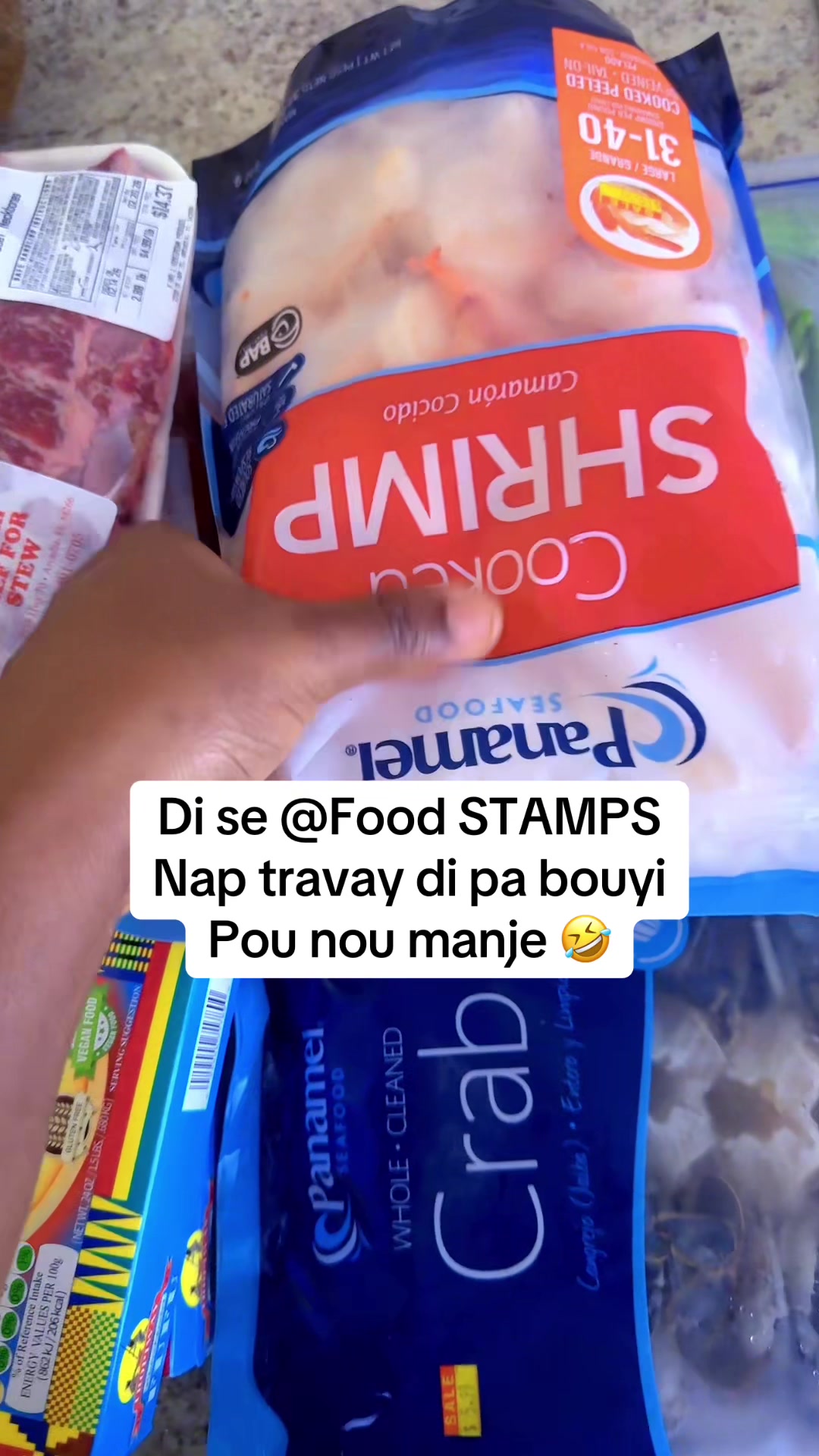 @Daphn&eacute;e Charles