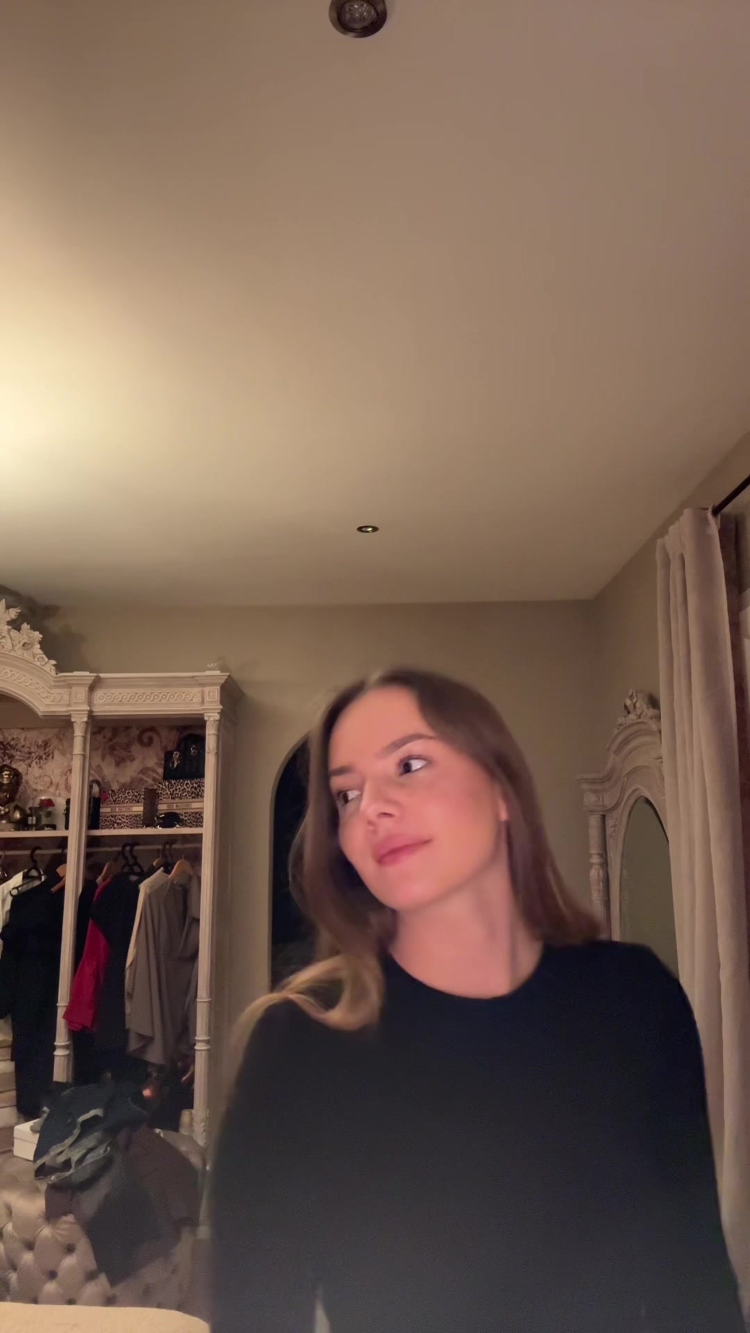 @Candice