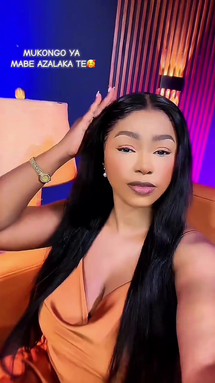 @Q U &pound; &pound; N  K🇨🇩💝🦋