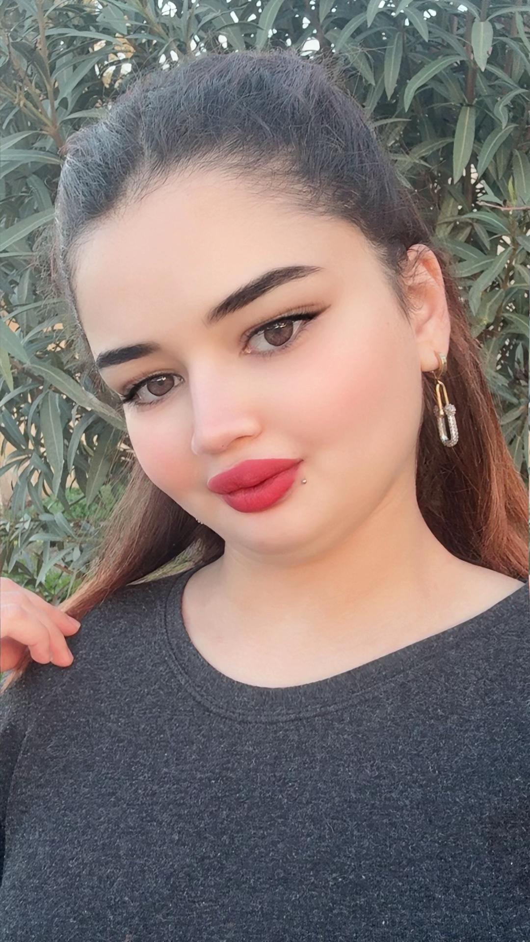 @hananelapou&eacute;e