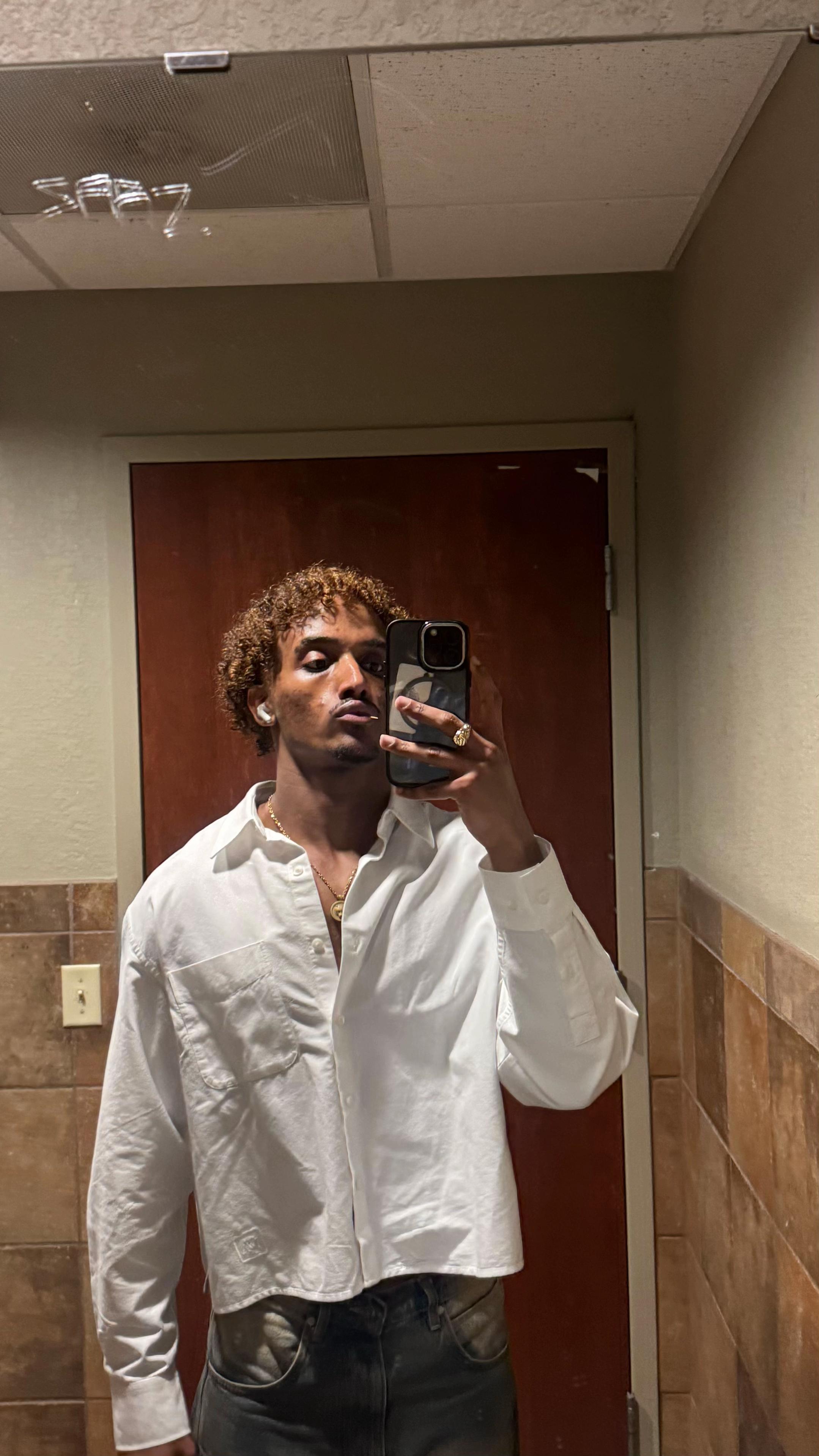 @𝖐𝖍𝖆𝖑𝖎𝖉𝖝𝖞🇸🇴