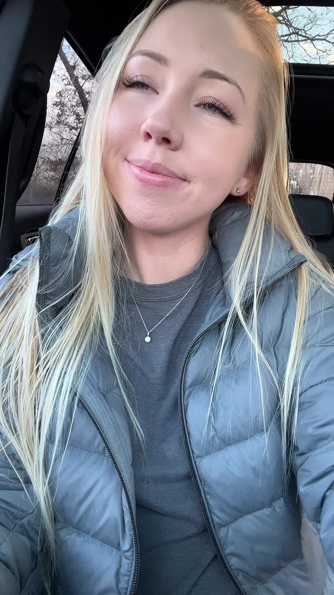 @Blondie_93