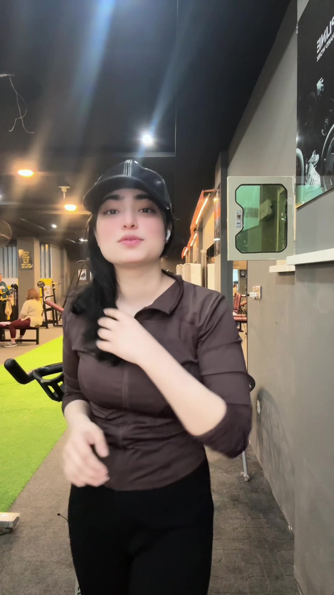 @Tuba ᥫ᭡.