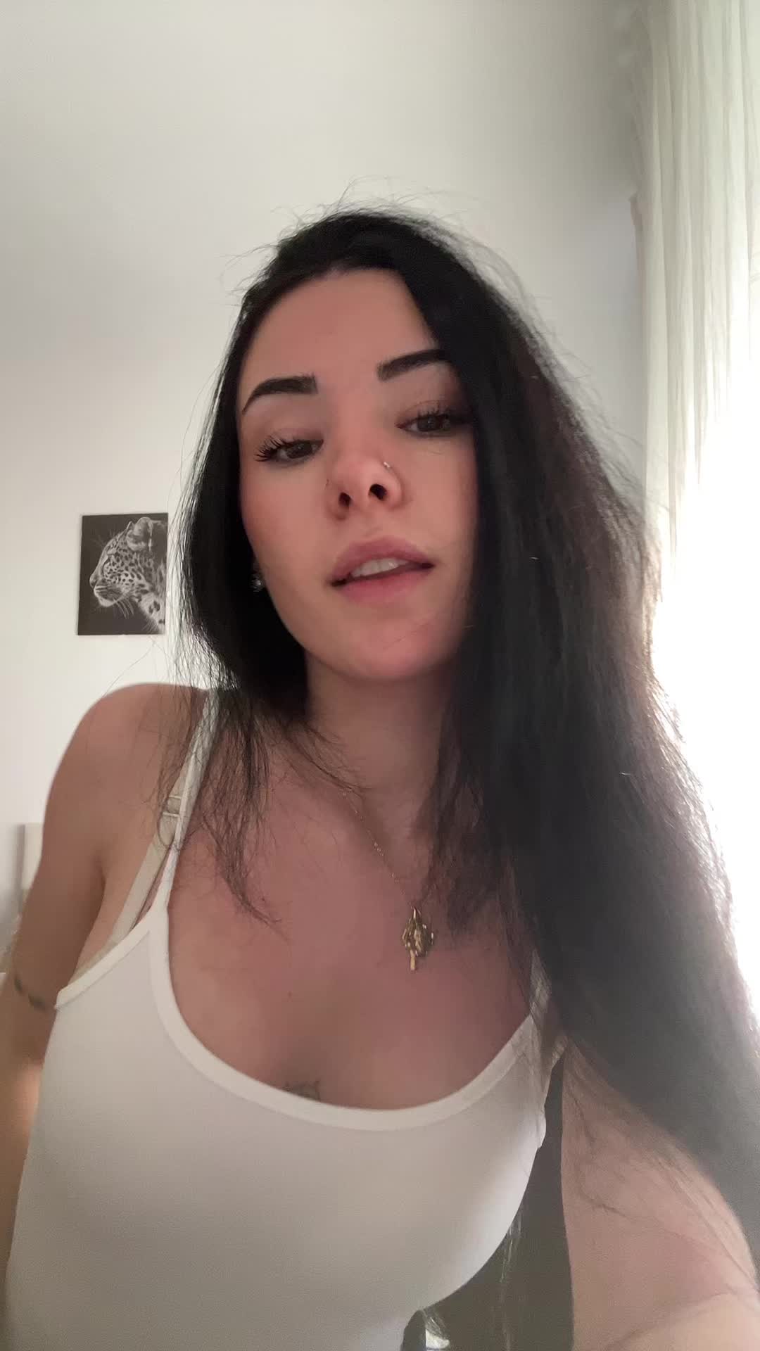 @Nena