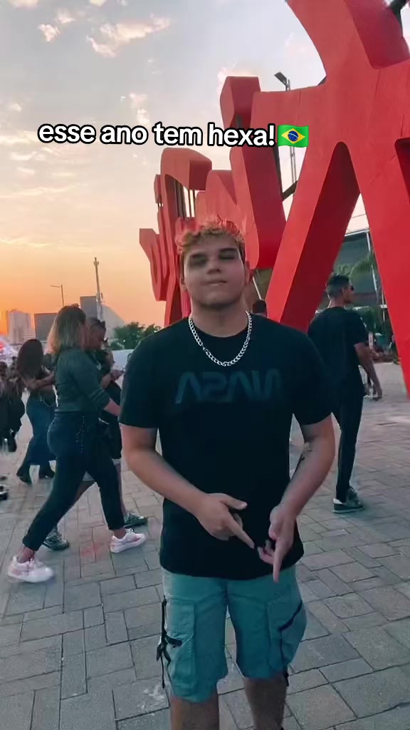 @felipebennett