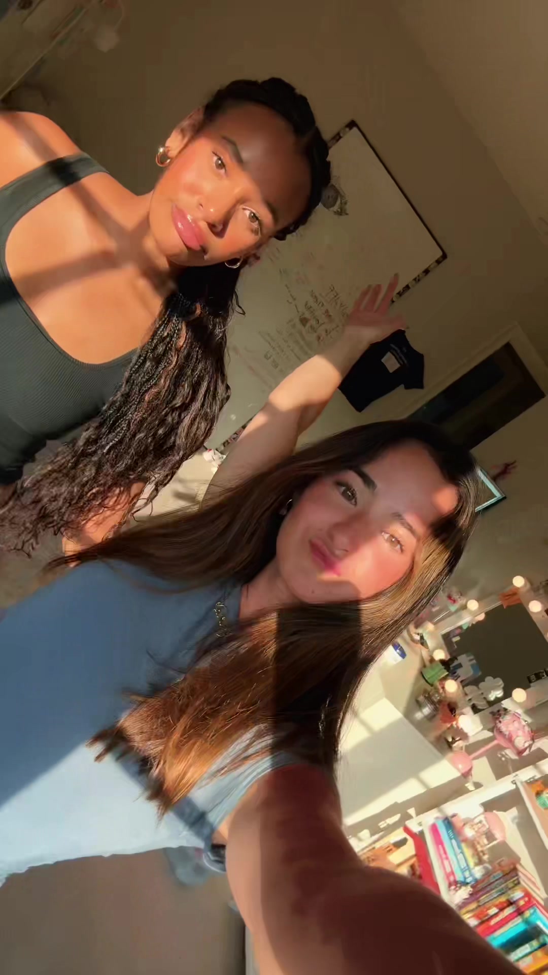 @Kiki
