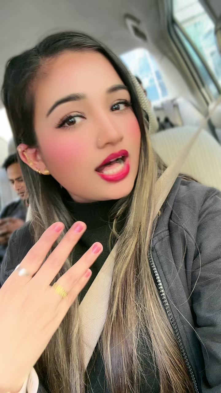 @🦋❤️Karishma ❤️🦋