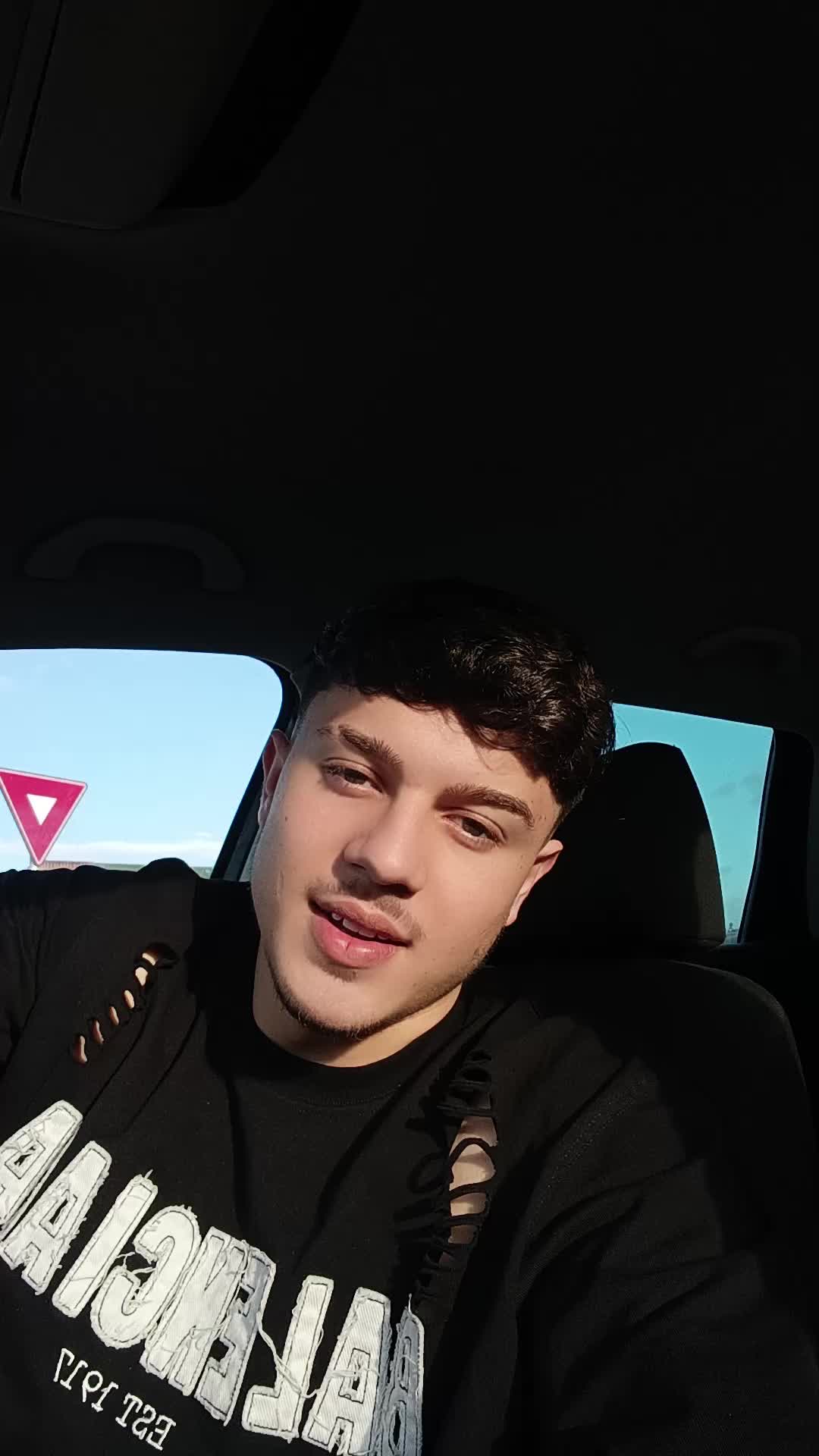 @𝑴𝑨𝑹𝑻𝑰𝑵