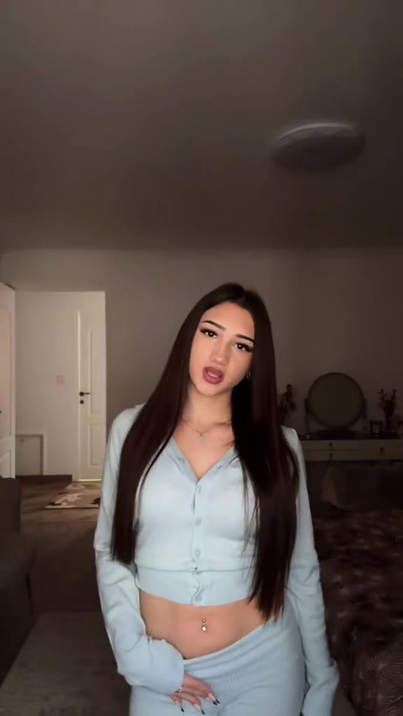 @BIBI