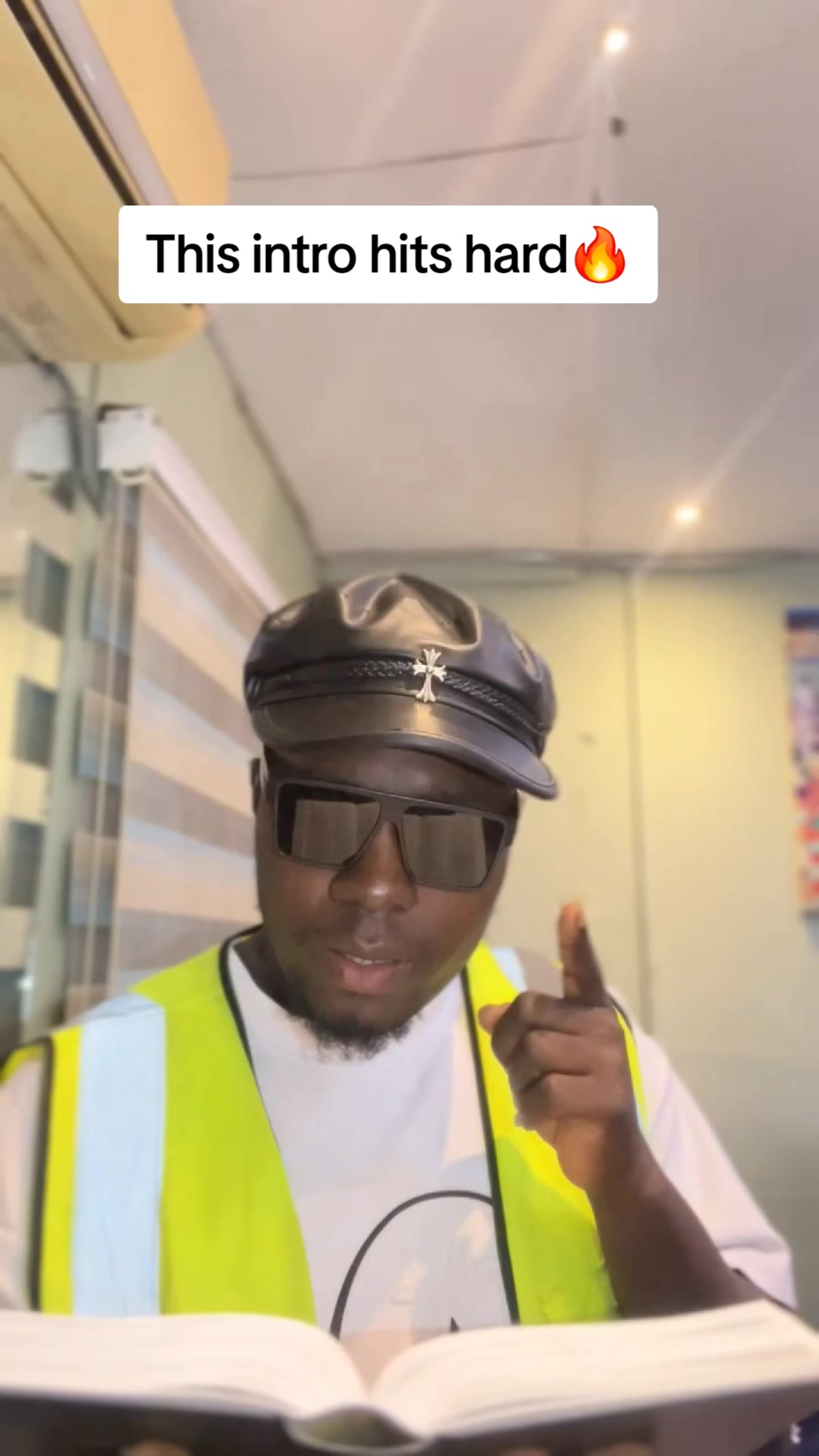 @mrquening