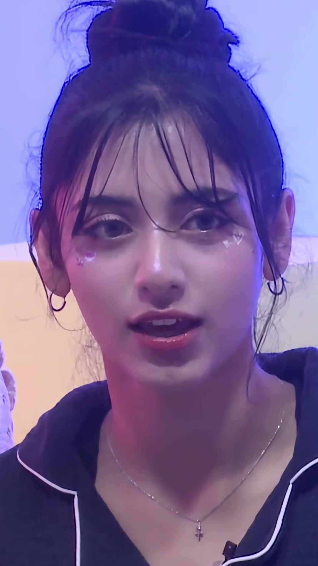 @𝘝𝘪𝘷𝘪 &hearts;︎