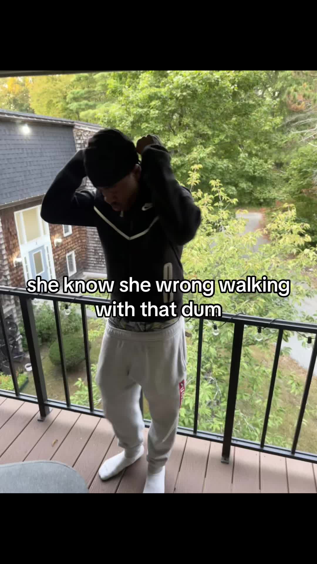 @🧑🏾&zwj;🦯&zwj;➡️