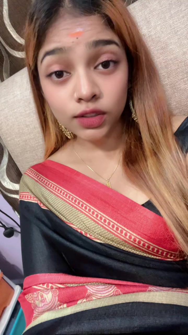 @Jenishaa._