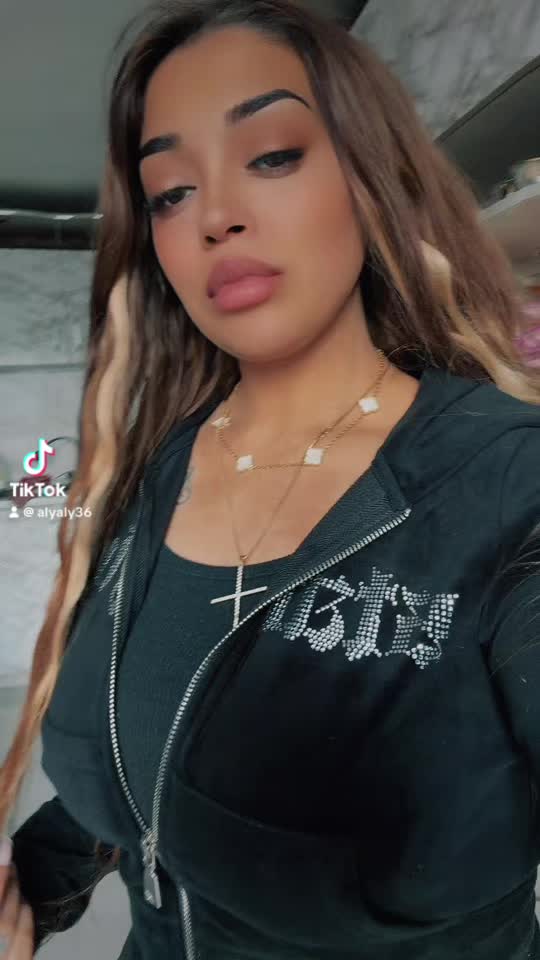 @🦋ALYNA🦋