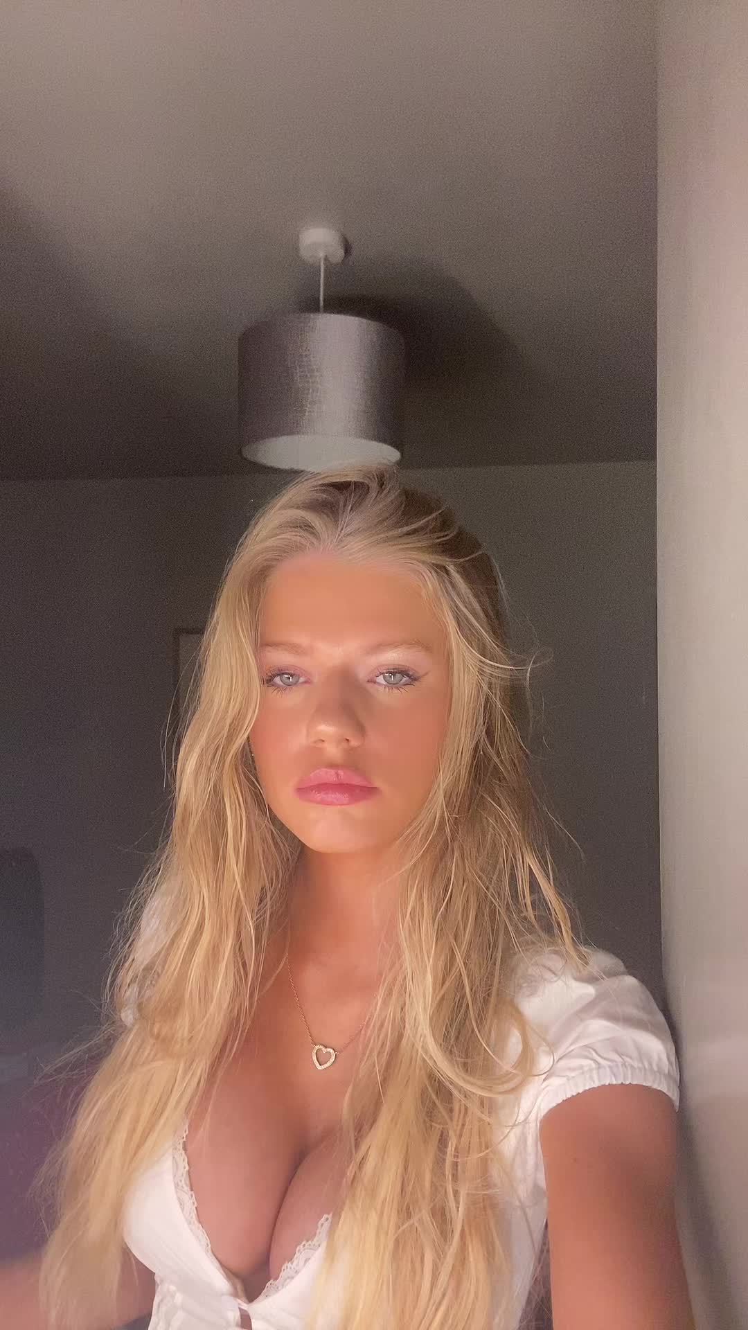 @libertylibbylib