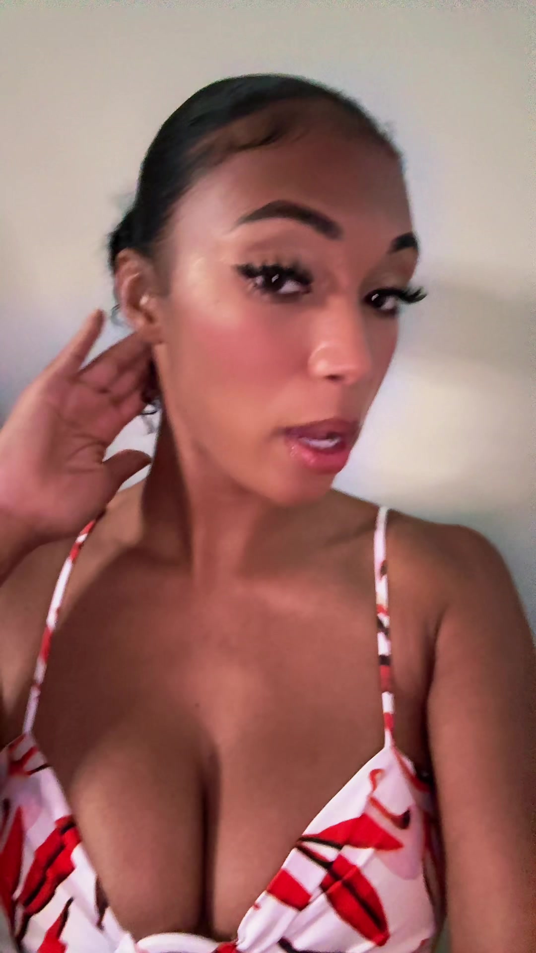 @TheRealGoldenbeautii