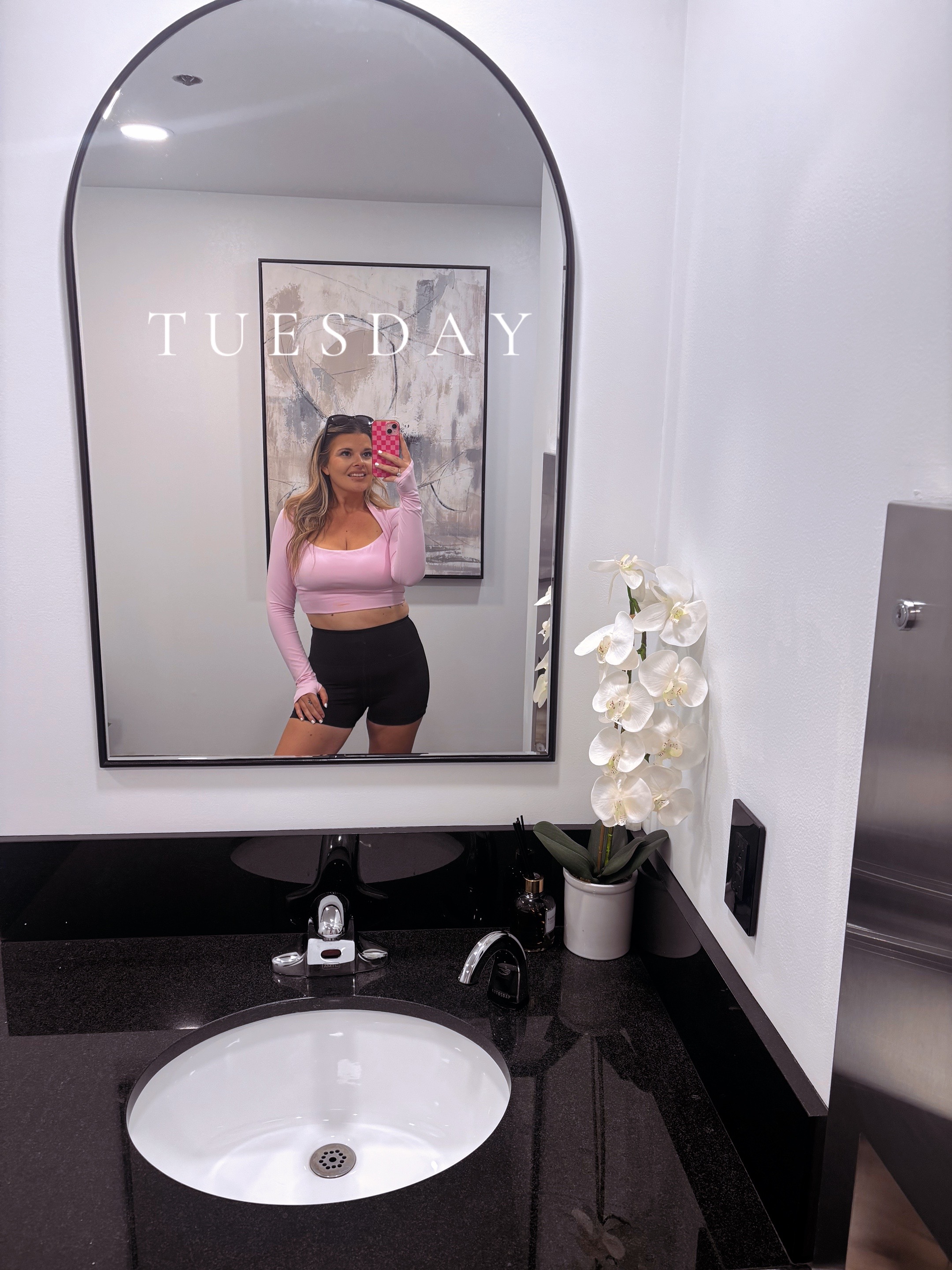 @xochanelv