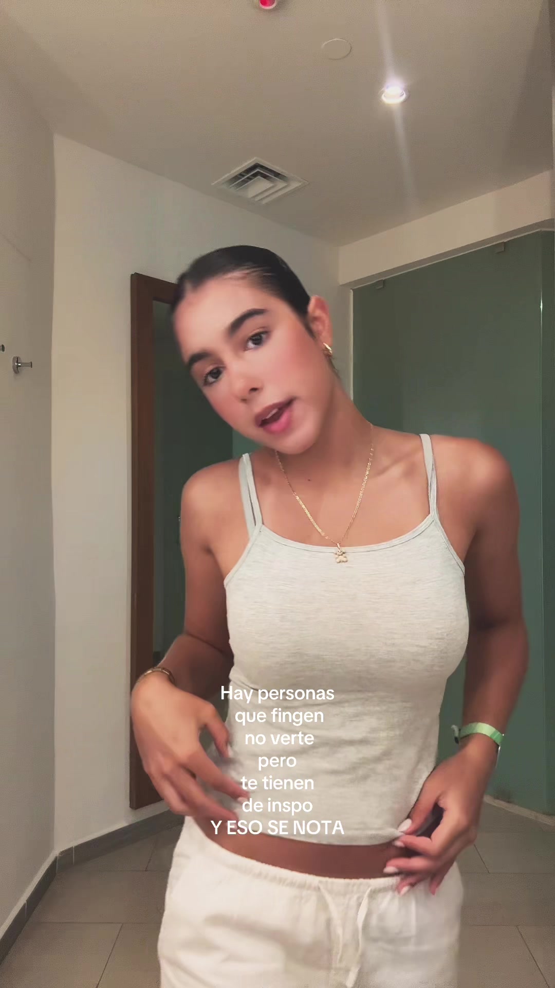 @majoayala.147