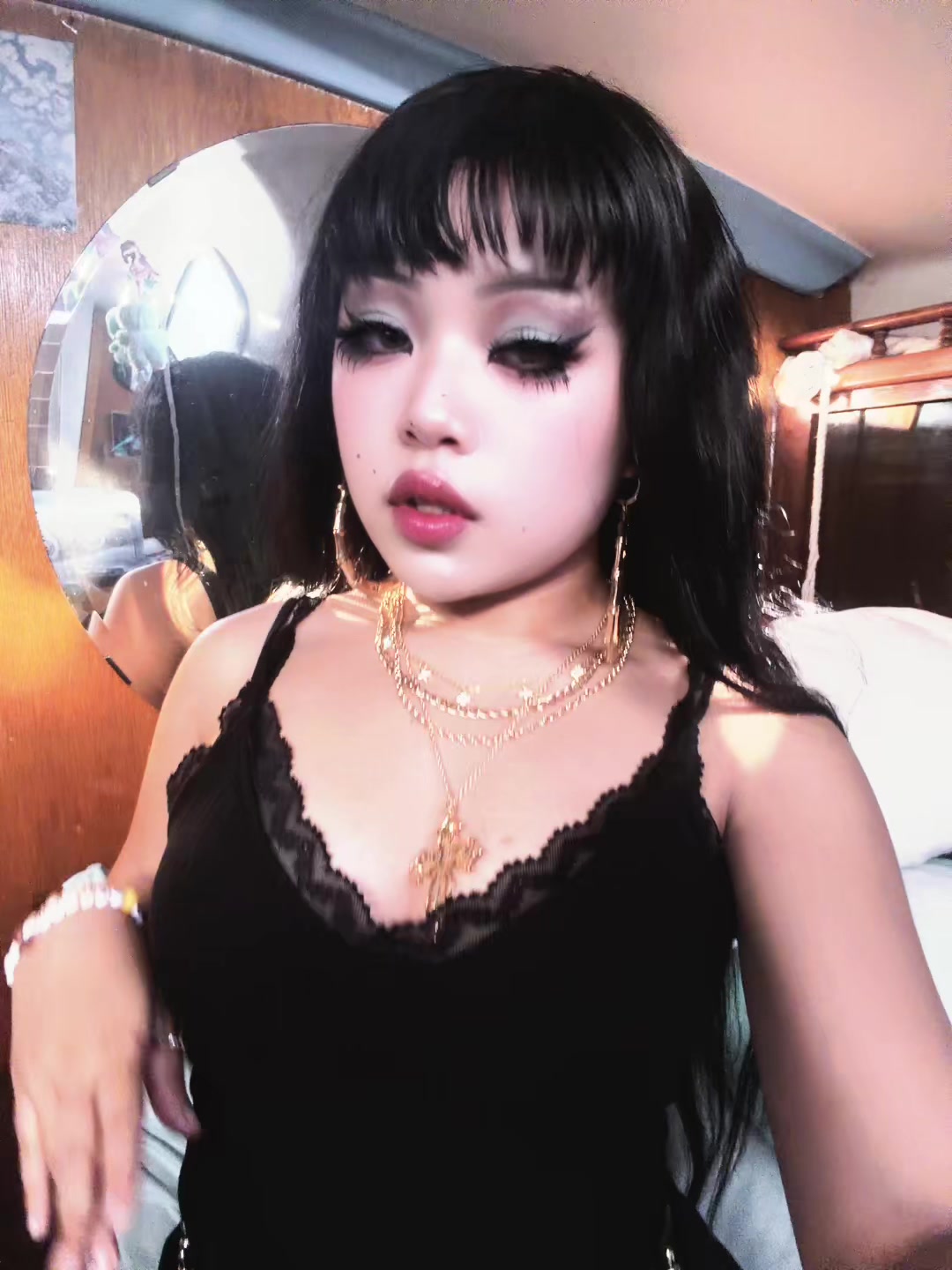 @♰