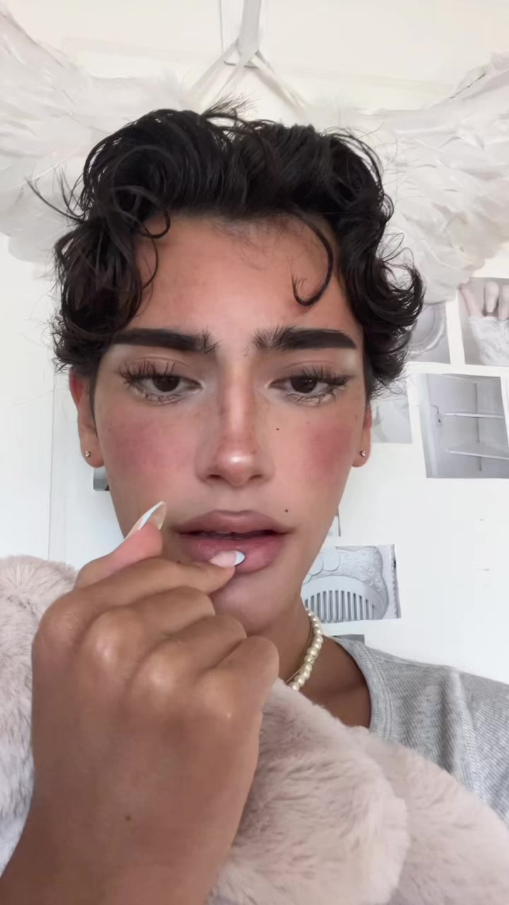 @𝒪