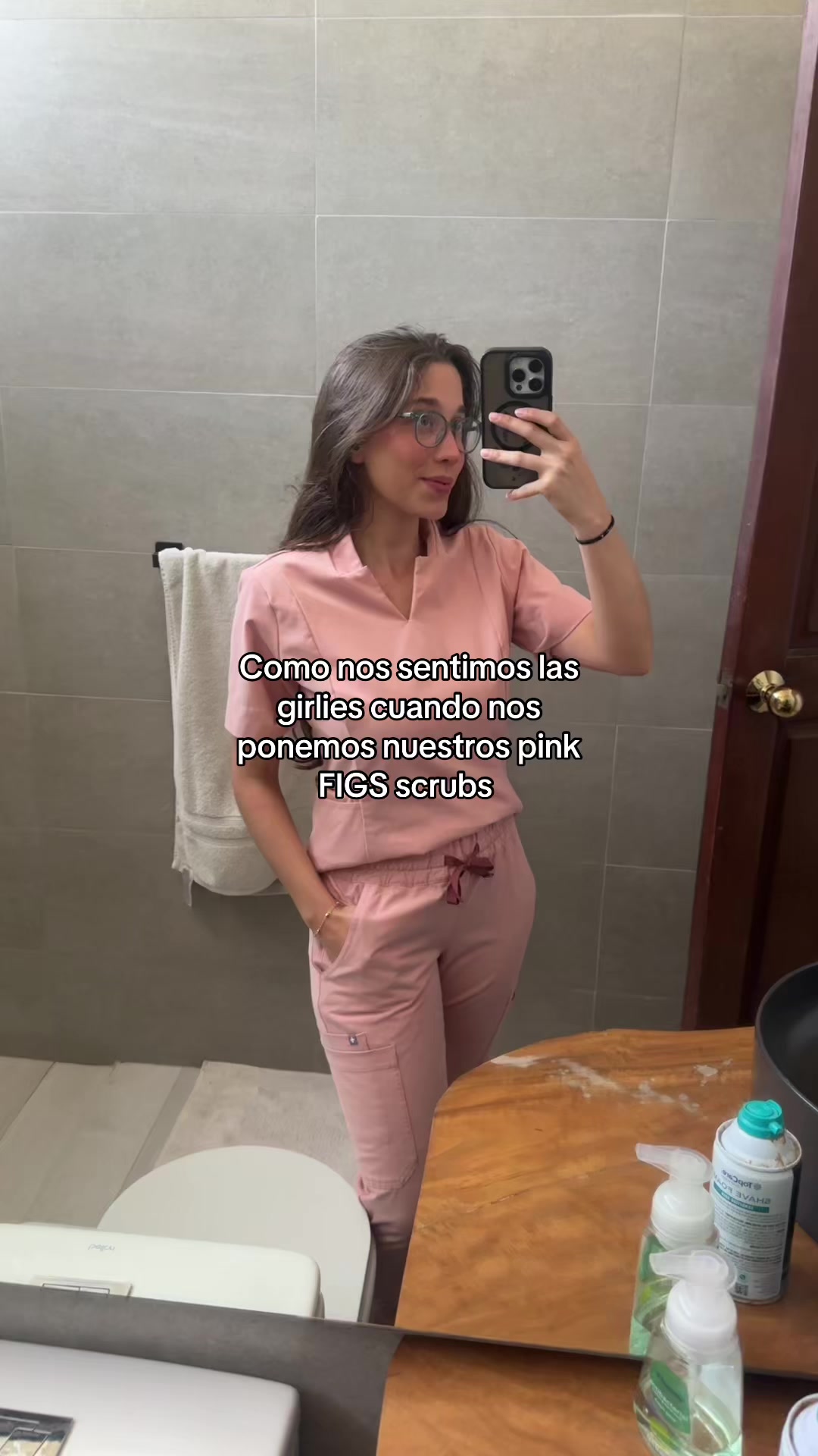 @Mar&iacute;a Laura a