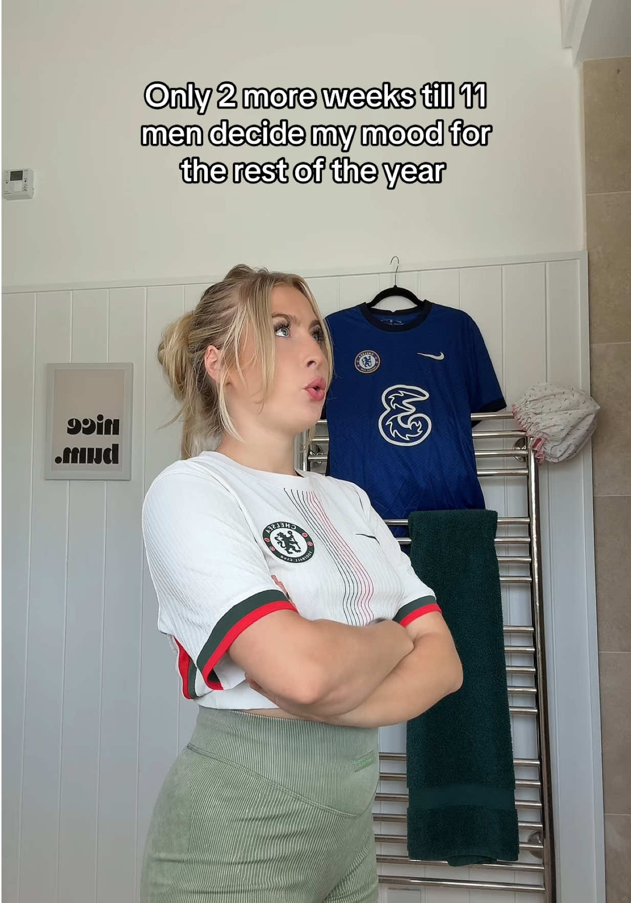 @astridwett