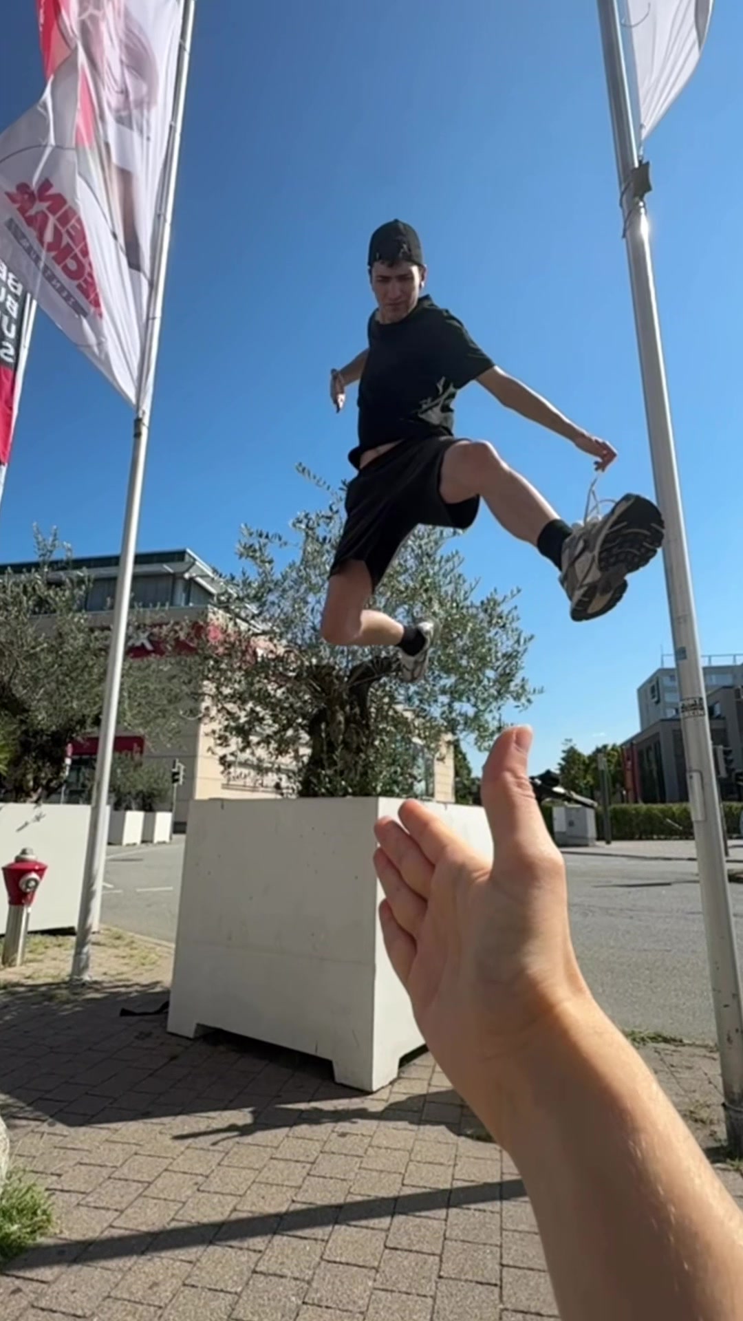 @aborundtynna