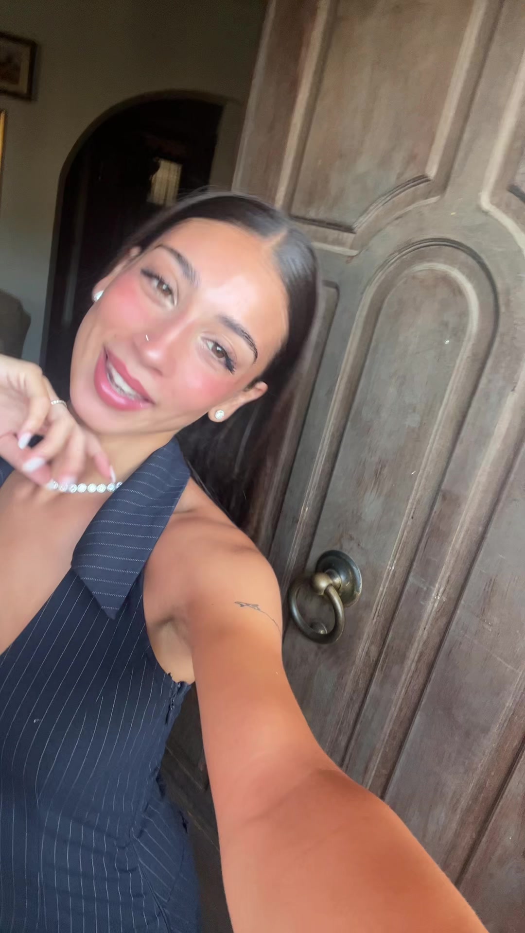 @Frizzii_