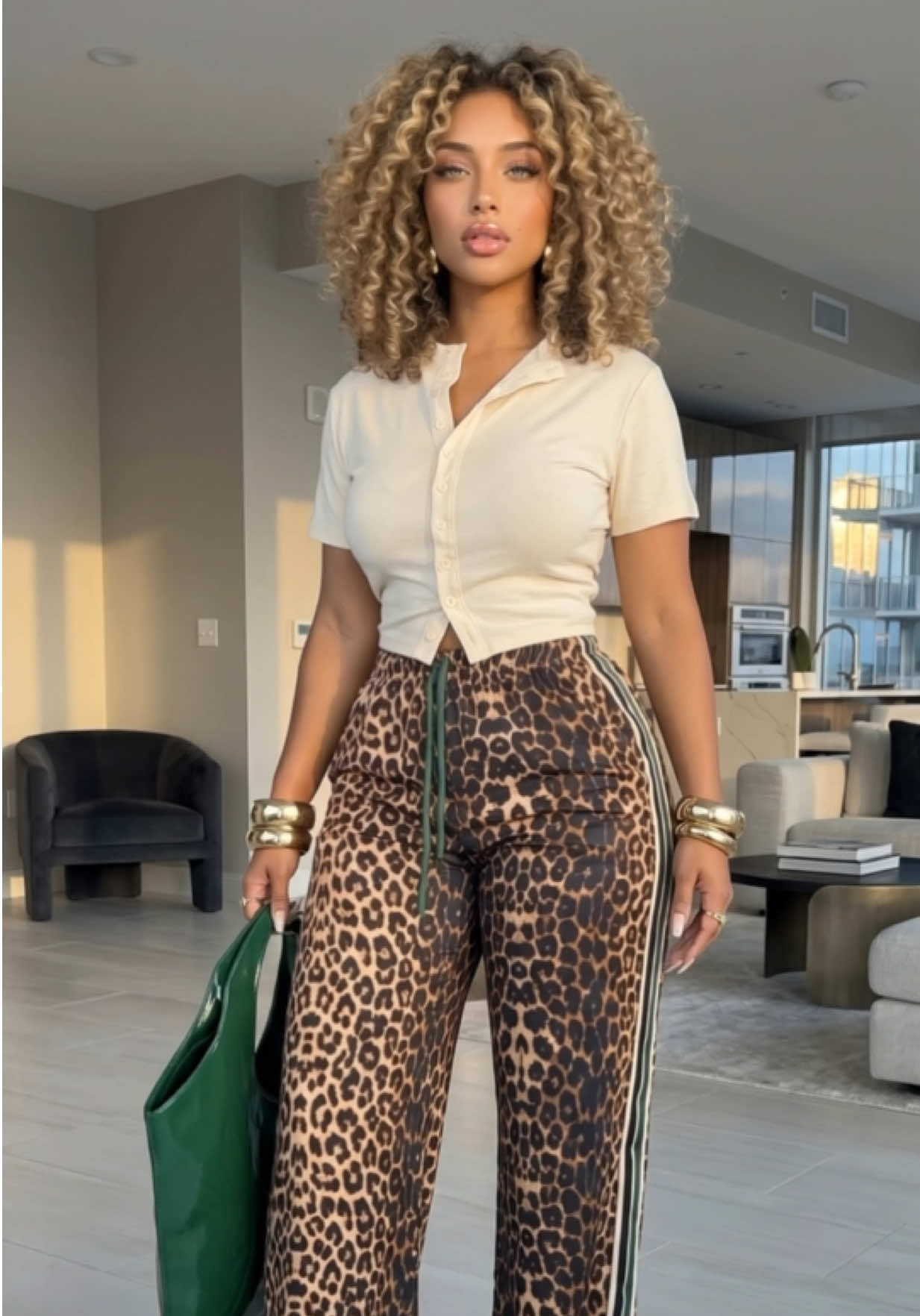 @Sienna Luxe