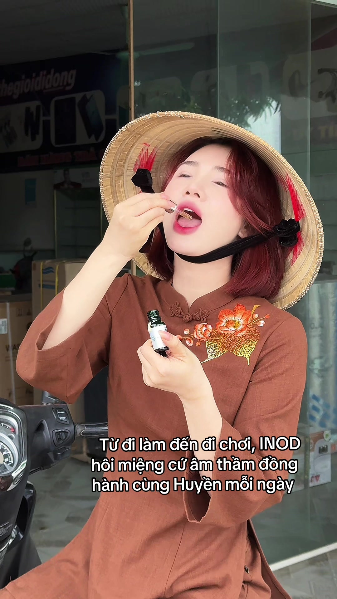 @Ho&agrave;ng Phi Huyền