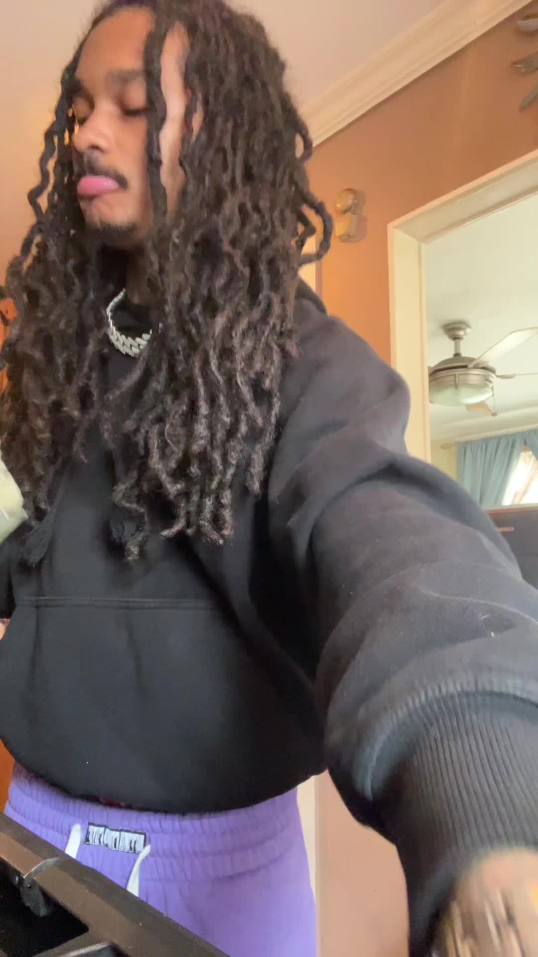 @🎒